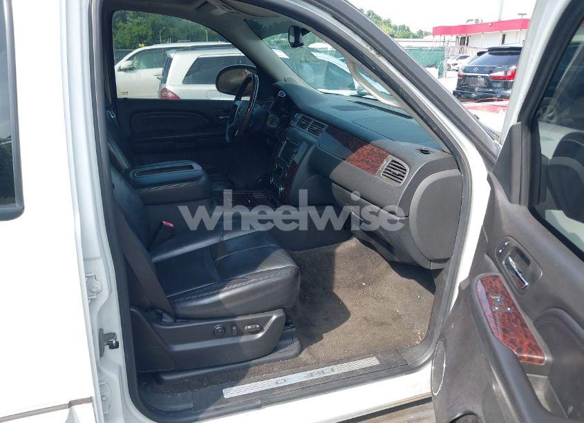 Photo 5 of 2007 Gmc Yukon XL 1500 DENALI (VIN 1GKFK66827J306856)