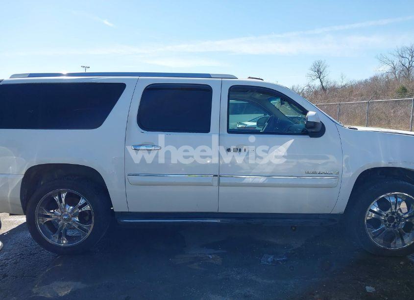 Photo 14 of 2008 Gmc Yukon XL 1500 DENALI (VIN 1GKFK66828J189717)