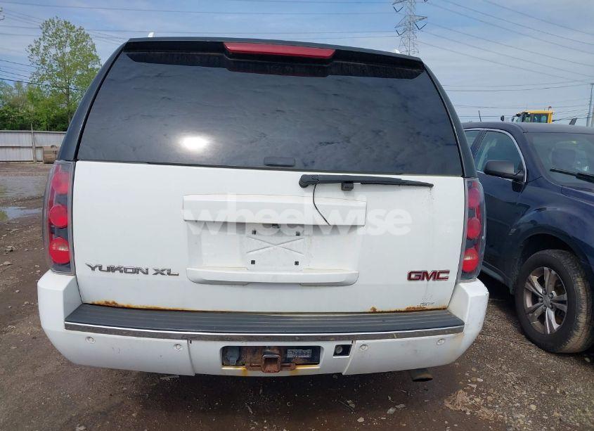 Photo 16 of 2008 Gmc Yukon XL 1500 DENALI (VIN 1GKFK66828J224496)