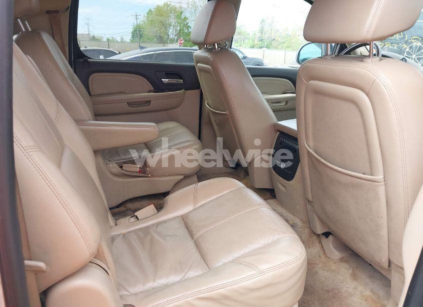 Photo 8 of 2008 Gmc Yukon XL 1500 DENALI (VIN 1GKFK66828J224496)