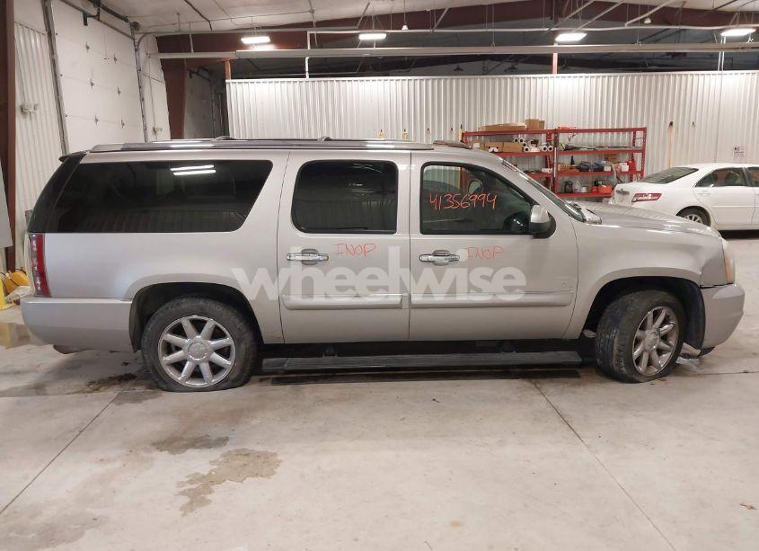 Photo 13 of 2008 Gmc Yukon XL 1500 DENALI (VIN 1GKFK66838J133351)