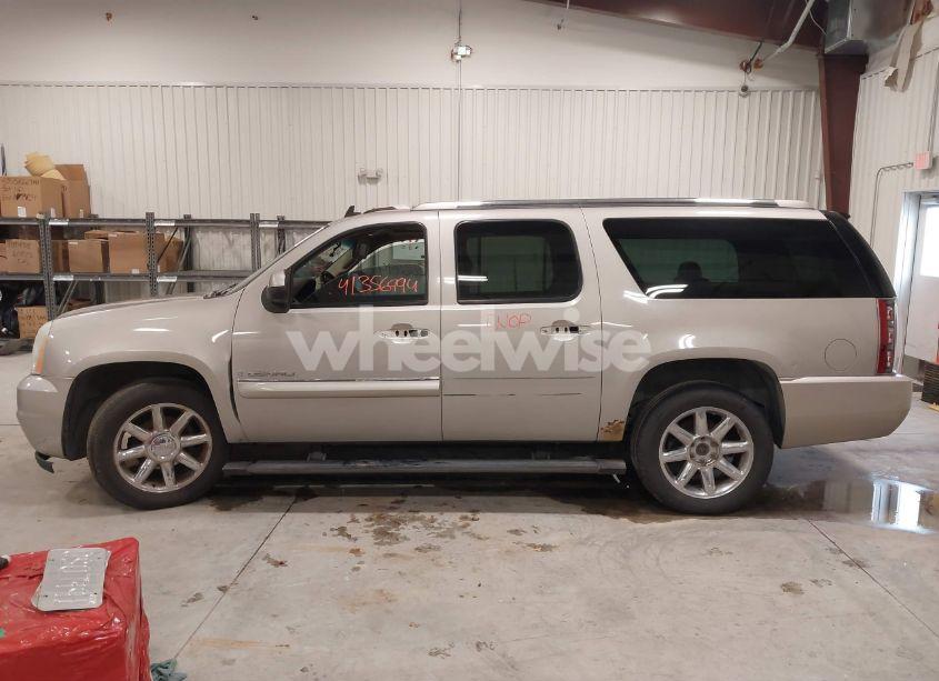 Photo 14 of 2008 Gmc Yukon XL 1500 DENALI (VIN 1GKFK66838J133351)