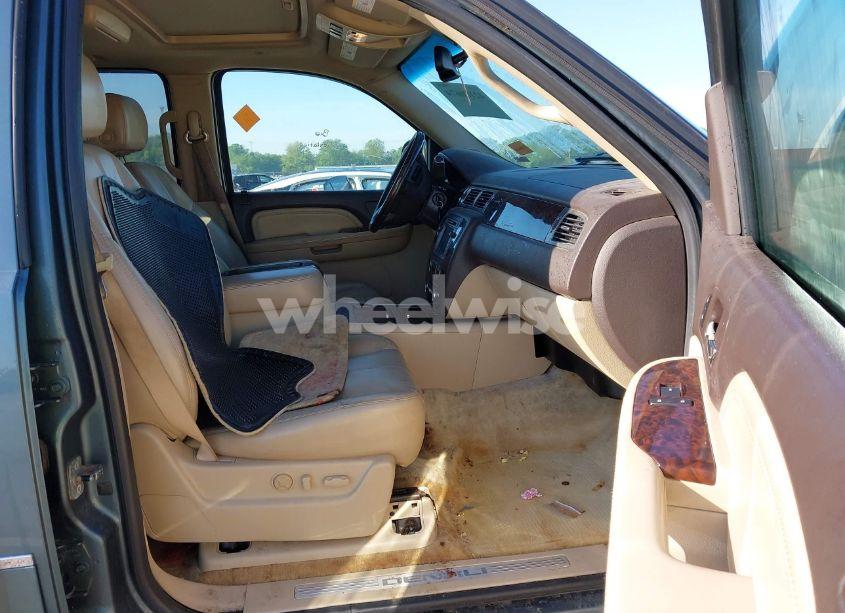 Photo 5 of 2007 Gmc Yukon XL 1500 DENALI (VIN 1GKFK66857J398559)