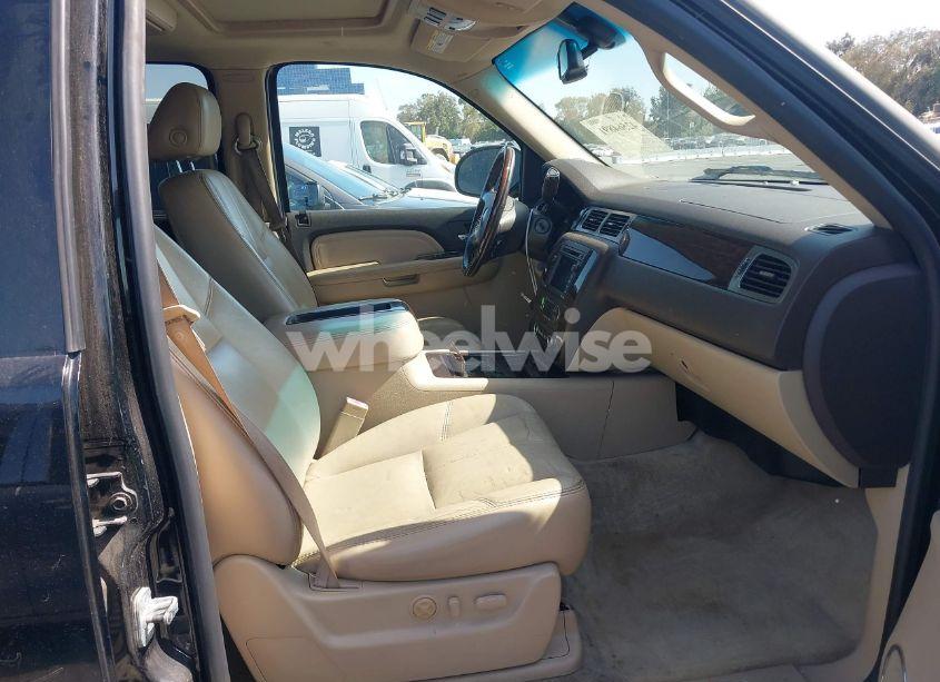 Photo 5 of 2007 Gmc Yukon XL 1500 DENALI (VIN 1GKFK66877J182664)