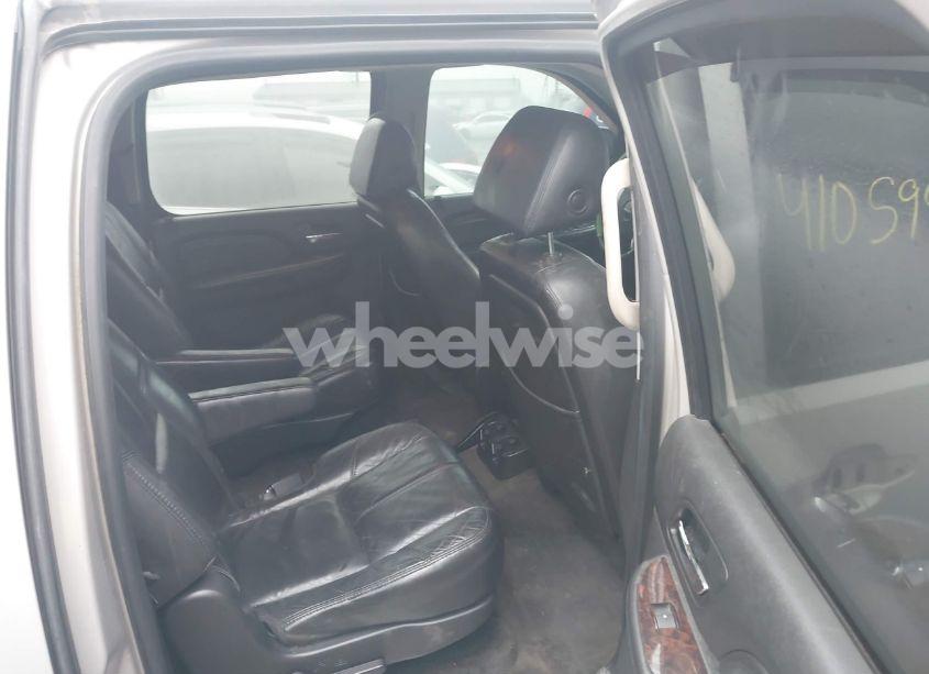 Photo 8 of 2007 Gmc Yukon XL 1500 DENALI (VIN 1GKFK66897J314890)