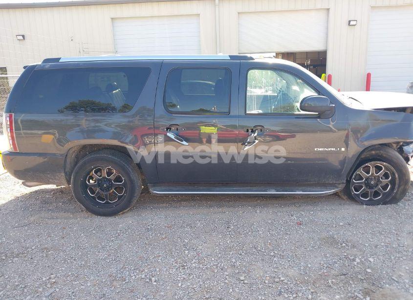 Photo 14 of 2008 Gmc Yukon XL DENALI (VIN 1GKFK668X8J197029)