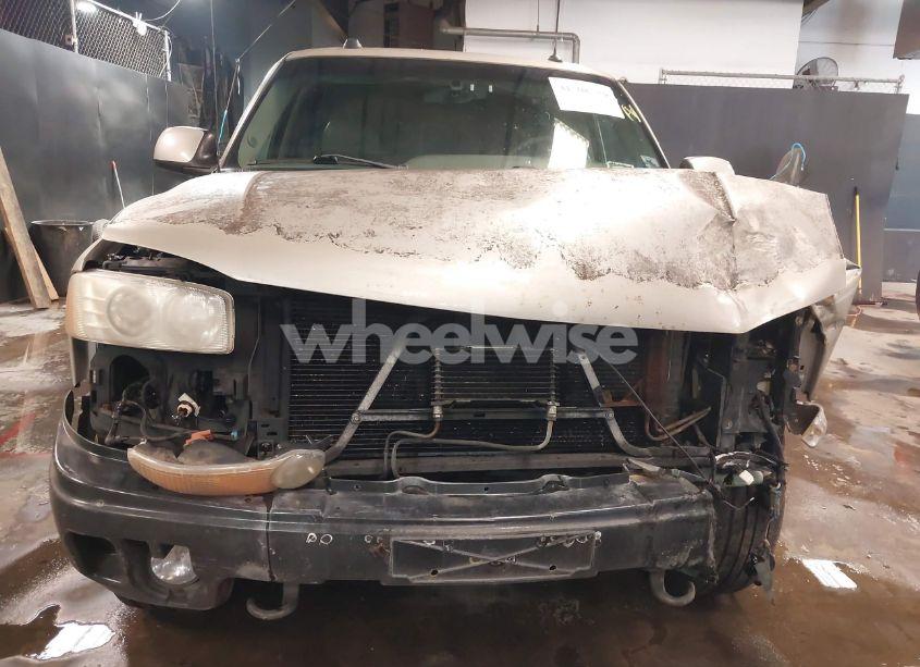 Photo 6 of 2005 Gmc Yukon XL 1500 DENALI (VIN 1GKFK66U05J138158)