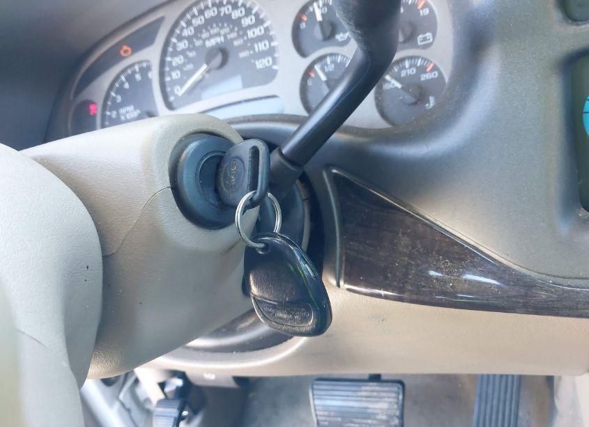 Photo 11 of 2005 Gmc Yukon XL 1500 DENALI (VIN 1GKFK66U15J185845)