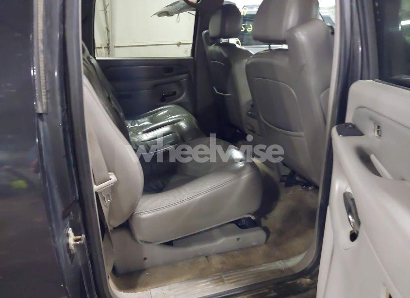 Photo 8 of 2005 Gmc Yukon XL 1500 DENALI (VIN 1GKFK66U25J183277)