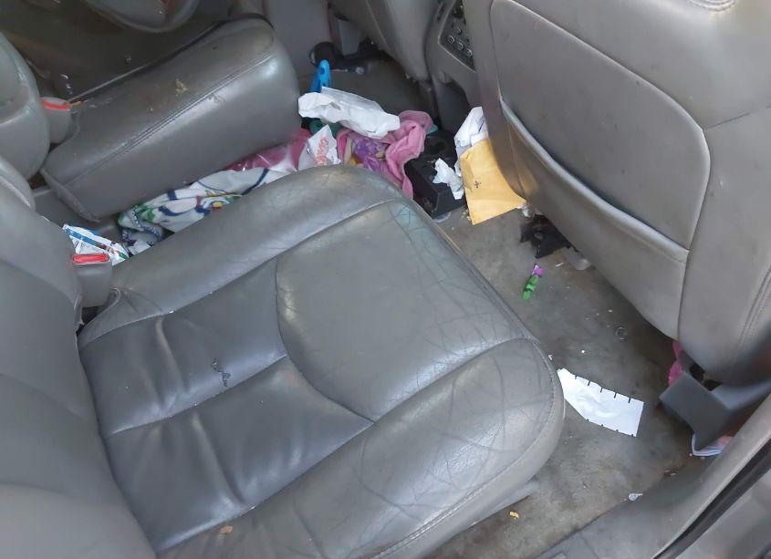 Photo 7 of 2005 Gmc Yukon XL 1500 DENALI (VIN 1GKFK66U25J258947)