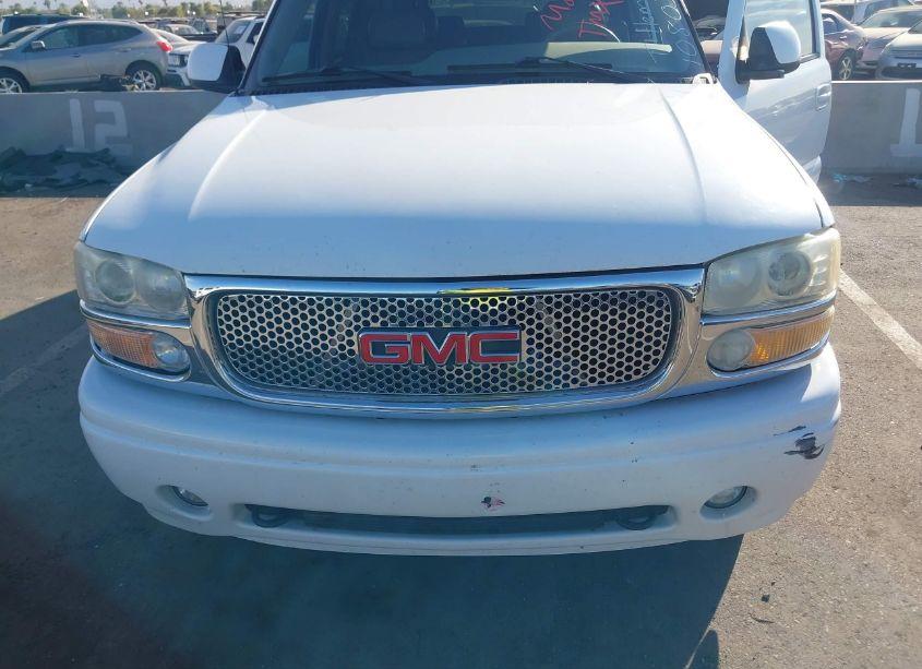 Photo 6 of 2005 Gmc Yukon XL 1500 DENALI (VIN 1GKFK66U35J108037)
