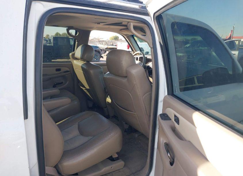 Photo 8 of 2005 Gmc Yukon XL 1500 DENALI (VIN 1GKFK66U35J108037)