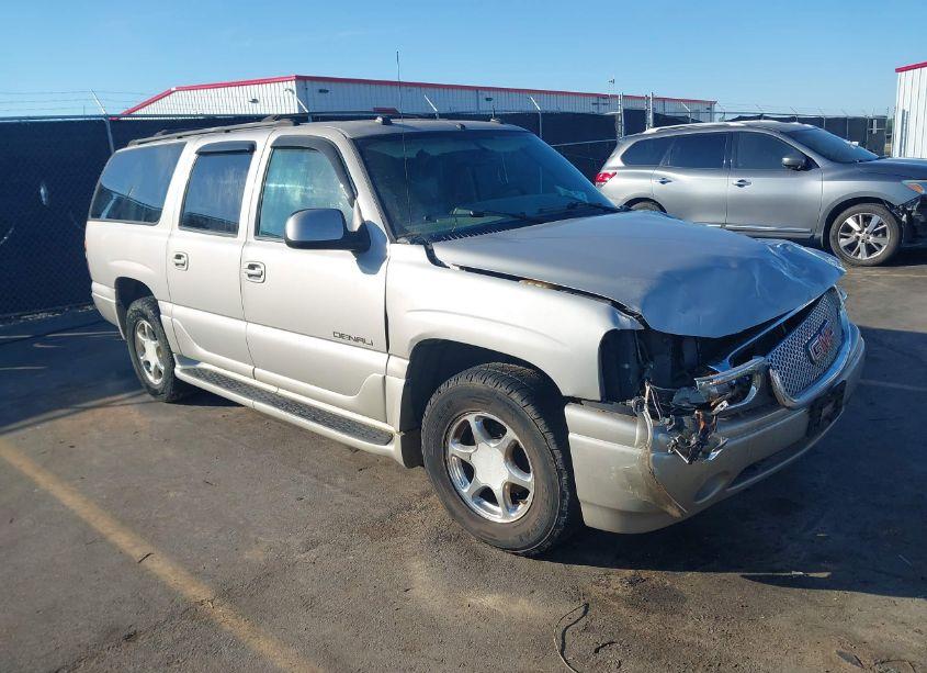 2004 Gmc Yukon XL 1500 DENALI (VIN 1GKFK66U44J194439) main photo