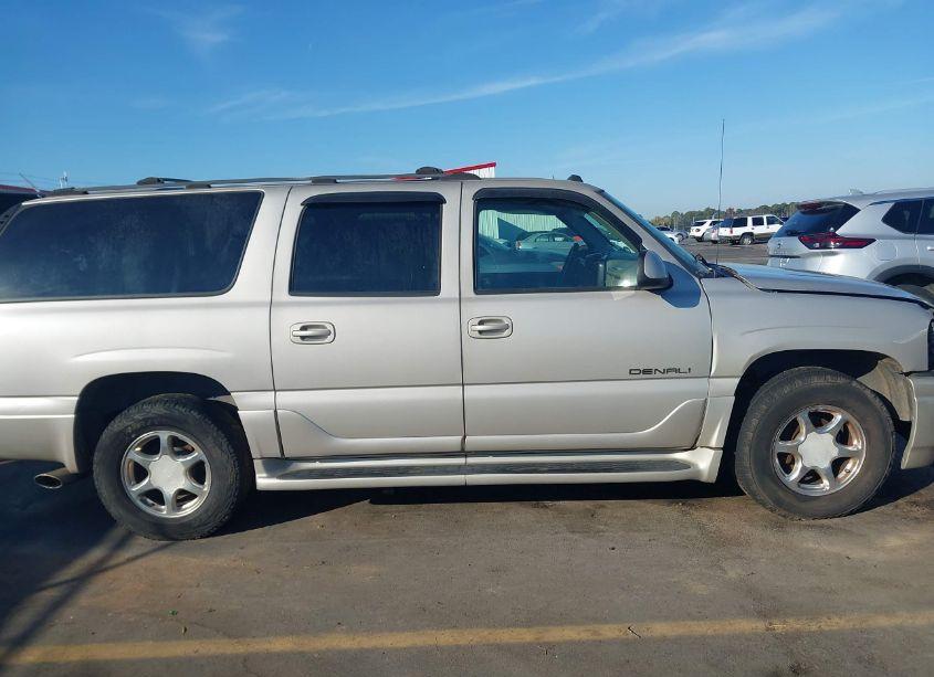 Photo 13 of 2004 Gmc Yukon XL 1500 DENALI (VIN 1GKFK66U44J194439)