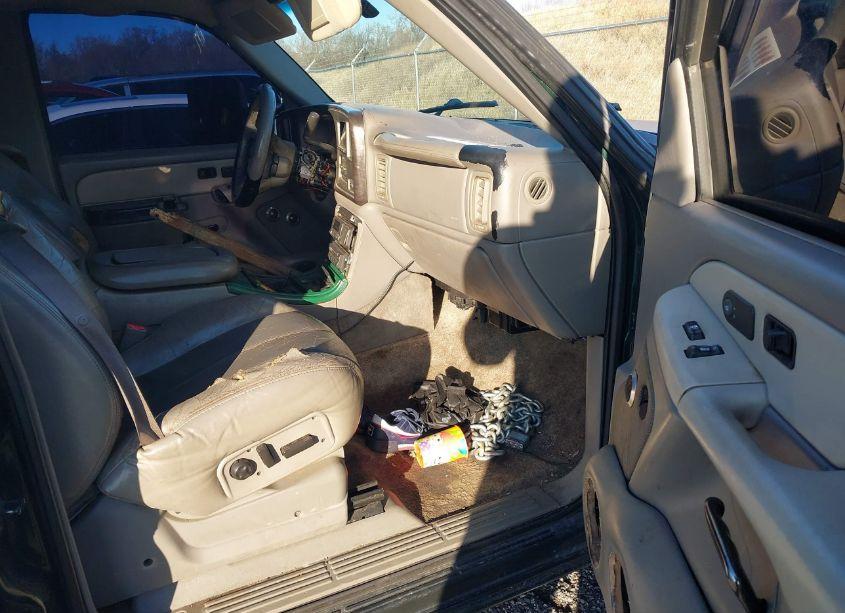 Photo 5 of 2002 Gmc Yukon XL 1500 DENALI (VIN 1GKFK66U52J309630)