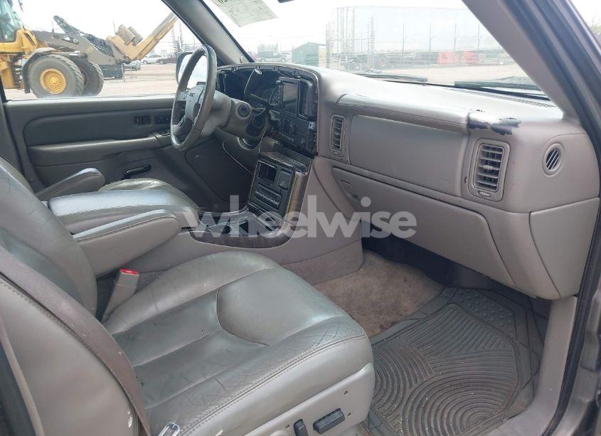 Photo 5 of 2005 Gmc Yukon XL 1500 DENALI (VIN 1GKFK66U55J152377)