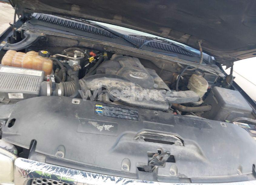 Photo 10 of 2004 Gmc Yukon XL 1500 DENALI (VIN 1GKFK66U64J230907)