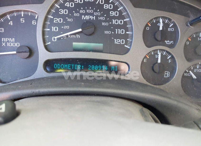 Photo 15 of 2005 Gmc Yukon XL 1500 DENALI (VIN 1GKFK66U65J172072)