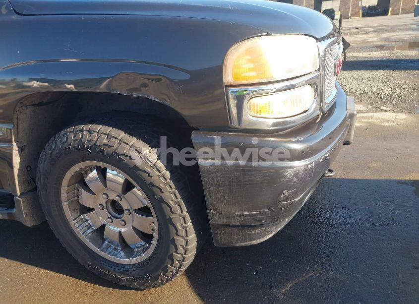 Photo 6 of 2004 Gmc Yukon XL 1500 DENALI (VIN 1GKFK66U74J192507)