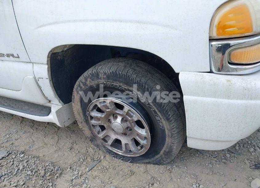 Photo 6 of 2004 Gmc Yukon XL 1500 DENALI (VIN 1GKFK66U74J231726)