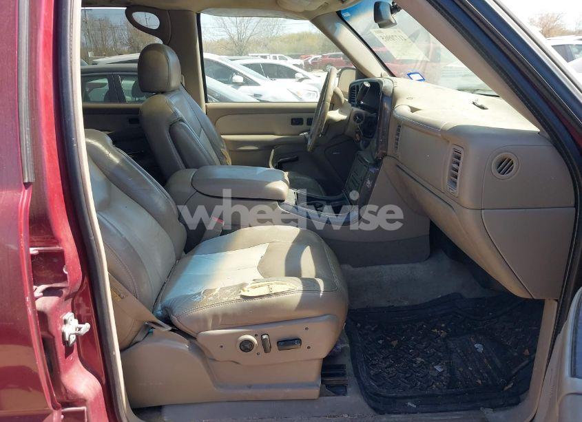 Photo 5 of 2005 Gmc Yukon XL 1500 DENALI (VIN 1GKFK66U75J192220)