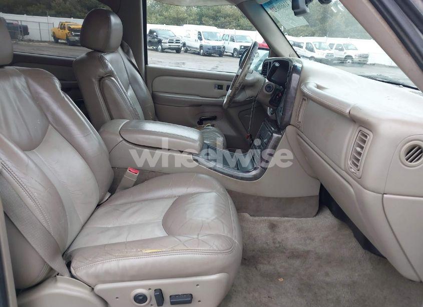 Photo 5 of 2003 Gmc Yukon XL 1500 DENALI (VIN 1GKFK66U93J235985)