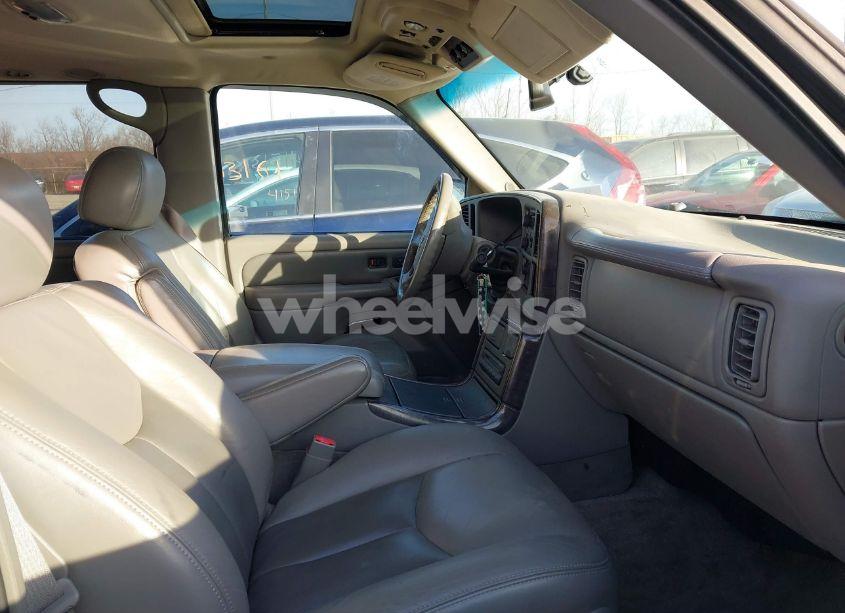 Photo 5 of 2003 Gmc Yukon XL 1500 DENALI (VIN 1GKFK66UX3J187686)