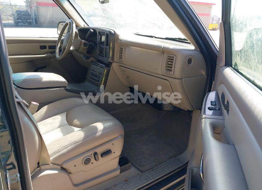 Photo 5 of 2004 Gmc Yukon XL 1500 DENALI (VIN 1GKFK66UX4J240436)