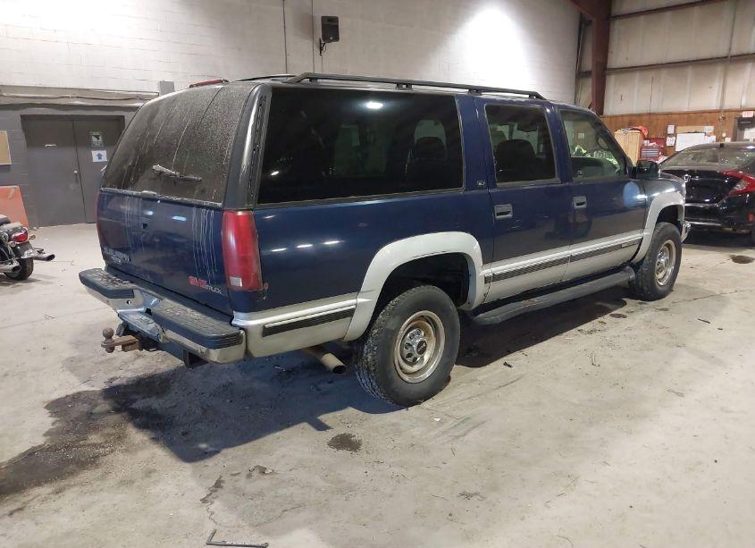 Photo 4 of 1997 Gmc Suburban 2500 SL (VIN 1GKGK26J8VJ713304)