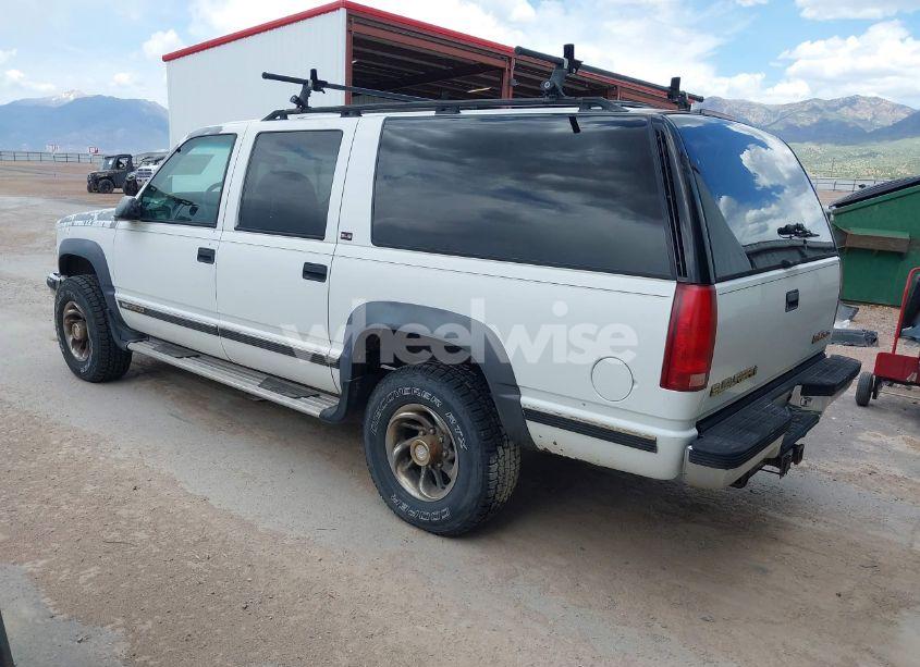 Photo 3 of 1994 Gmc Suburban K2500 (VIN 1GKGK26N6RJ771534)