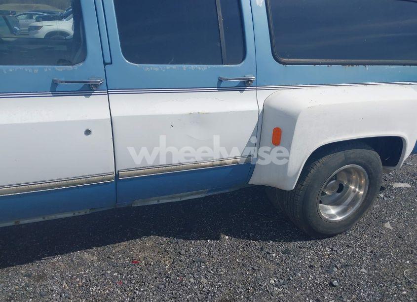 Photo 6 of 1987 Gmc Suburban R25 CONVENTIONAL (VIN 1GKGR26NXHF533845)