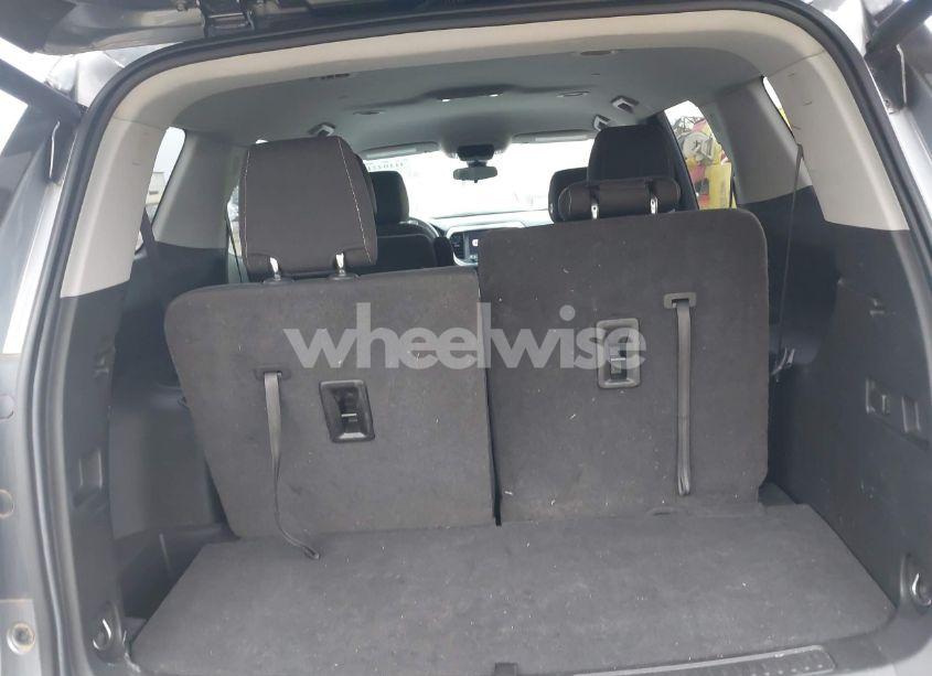 Photo 18 of 2021 Gmc Acadia FWD SLE (VIN 1GKKNKLS2MZ129009)