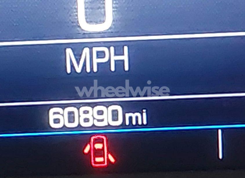 Photo 16 of 2020 Gmc Acadia FWD SLE (VIN 1GKKNKLS4LZ180753)