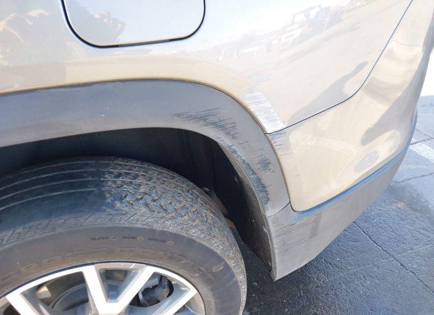 Photo 17 of 2021 Gmc Acadia FWD SLE (VIN 1GKKNKLS4MZ217320)