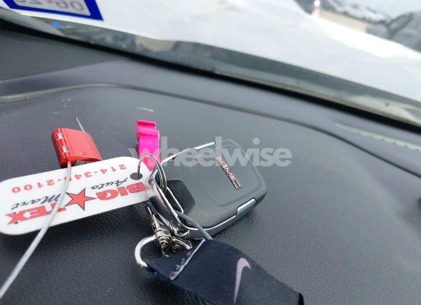 Photo 11 of 2020 Gmc Acadia FWD SLE (VIN 1GKKNKLS5LZ131755)