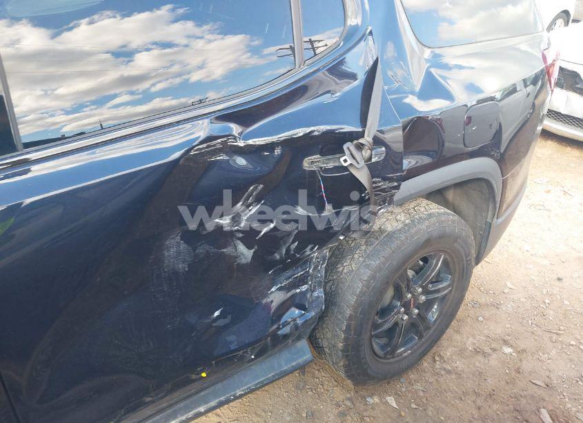 Photo 6 of 2022 Gmc Acadia AWD AT4 (VIN 1GKKNLLS3NZ124621)