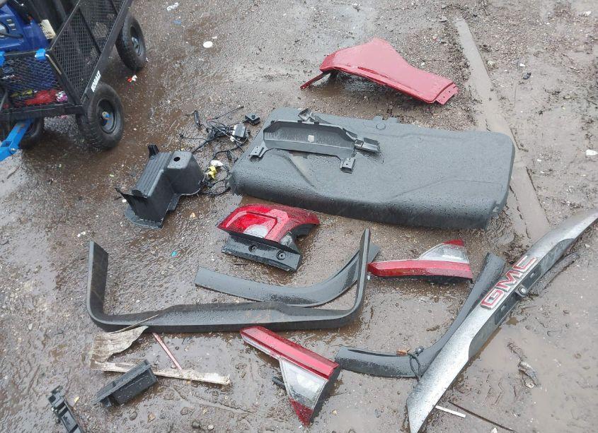 Photo 12 of 2022 Gmc Acadia AWD AT4 (VIN 1GKKNLLS9NZ107337)