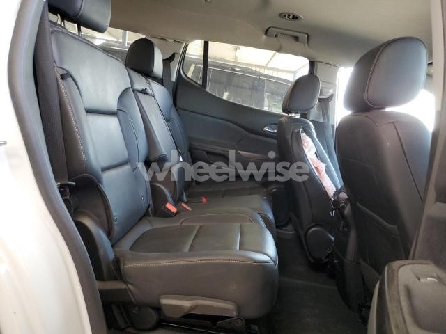 Photo 14 of 2023 GMC ACADIA SLT (VIN 1GKKNML43PZ155894)