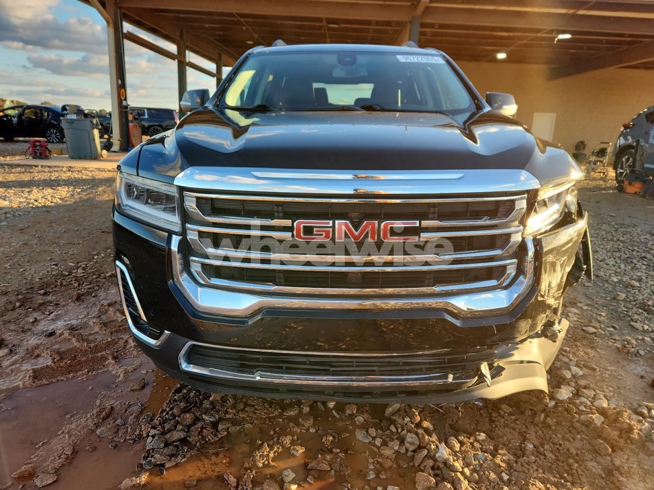 Photo 5 of 2022 GMC ACADIA SLT (VIN 1GKKNML49NZ173376)