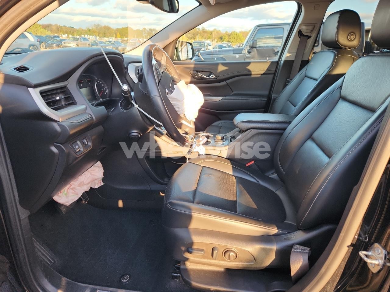 Photo 7 of 2022 GMC ACADIA SLT (VIN 1GKKNML49NZ173376)