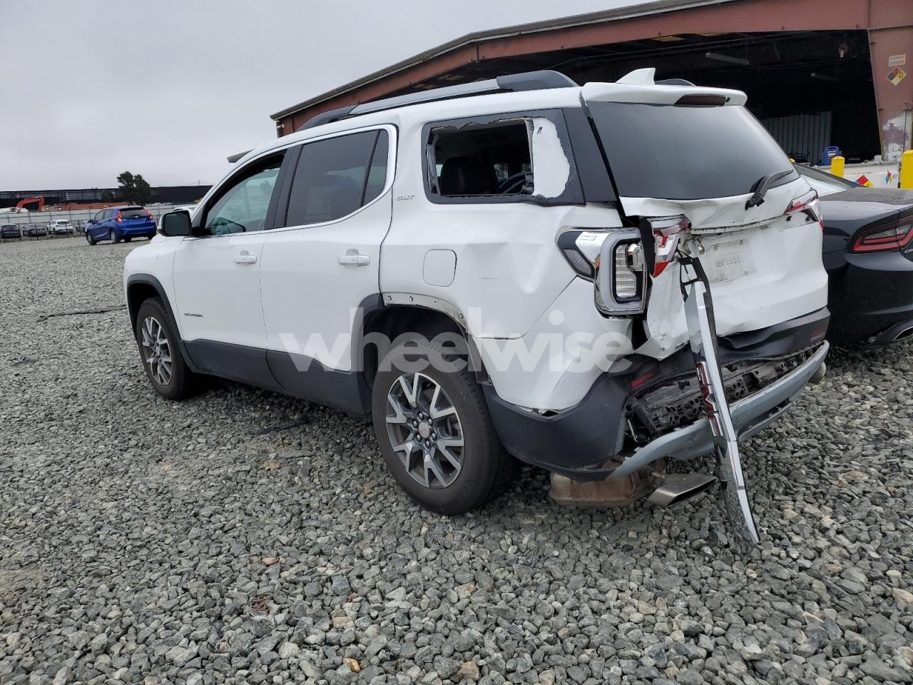 Photo 2 of 2023 GMC ACADIA SLT (VIN 1GKKNML49PZ146911)