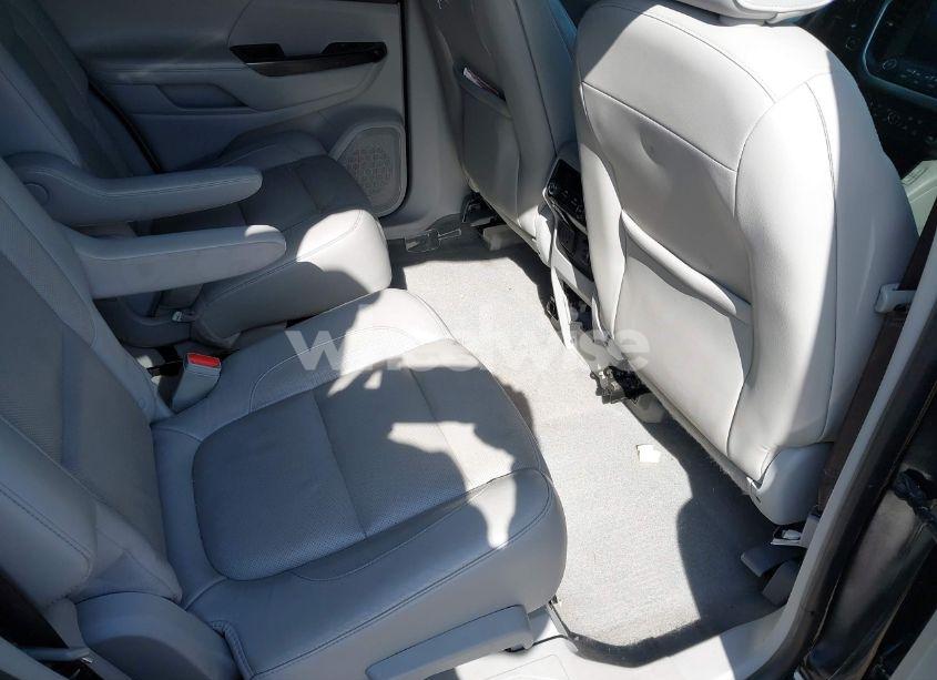 Photo 8 of 2017 Gmc Acadia SLT-1 (VIN 1GKKNMLS7HZ114443)