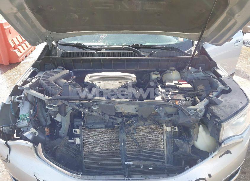 Photo 10 of 2018 Gmc Acadia SLT-1 (VIN 1GKKNMLSXJZ139021)