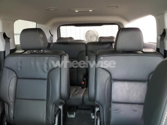 Photo 8 of 2022 GMC ACADIA SLT (VIN 1GKKNMLSXNZ111063)