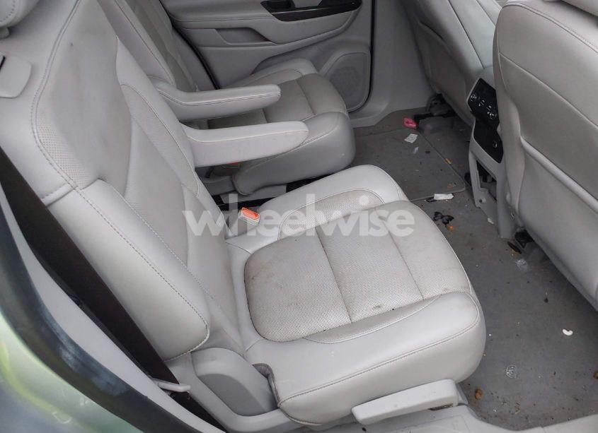 Photo 8 of 2017 Gmc Acadia SLT-2 (VIN 1GKKNNLS9HZ316366)