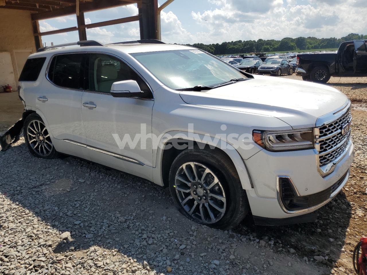 Photo 4 of 2021 GMC ACADIA DENALI N/A (VIN 1GKKNPLS3MZ100826)