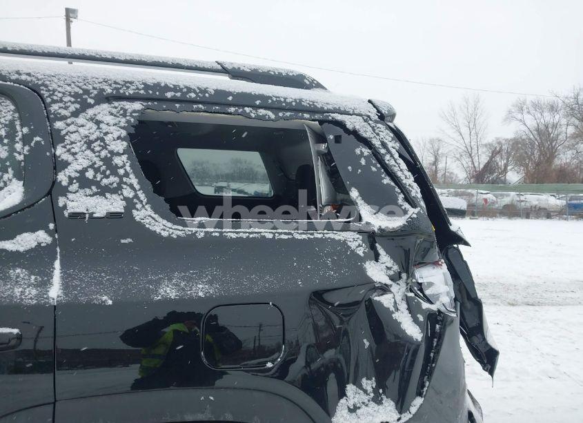 Photo 6 of 2021 Gmc Acadia AWD SLE (VIN 1GKKNRLS2MZ211301)