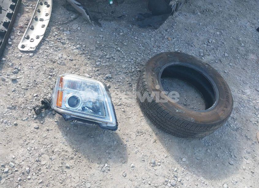 Photo 11 of 2017 Gmc Acadia SLT-1 (VIN 1GKKNULS8HZ196182)