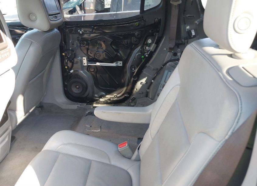 Photo 8 of 2017 Gmc Acadia SLT-2 (VIN 1GKKNWLS4HZ124214)