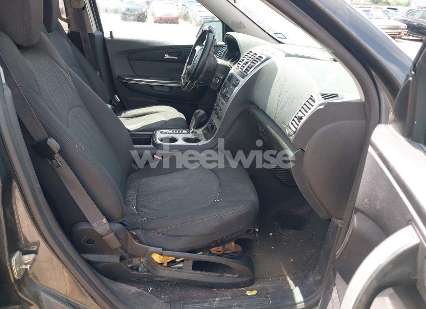 Photo 5 of 2011 Gmc Acadia SL (VIN 1GKKRNED1BJ172837)